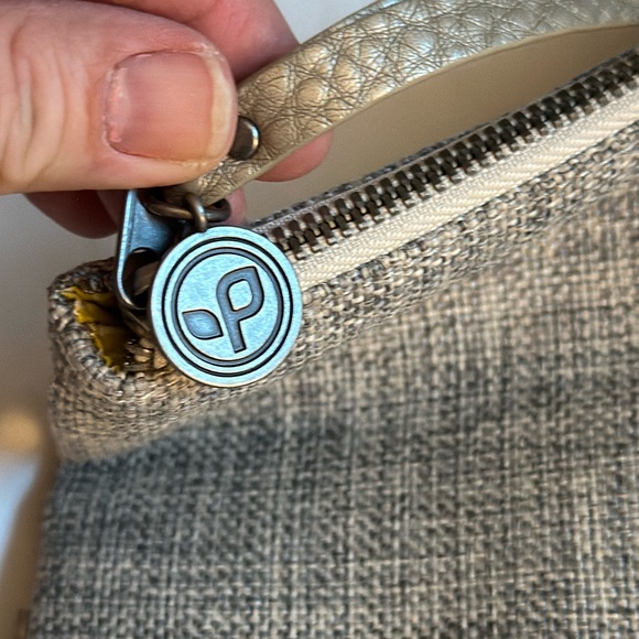 Pistil Have We Met ? Flip Over Women Clutch Bag Grey 9x10. Wristlet purse - Picture 3 of 9